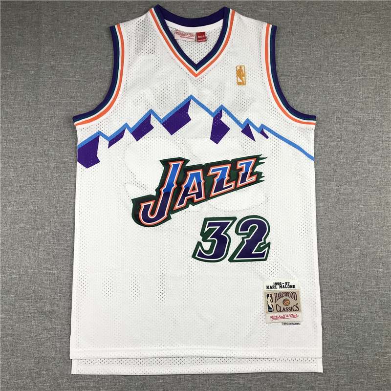 Utah Jazz 1996/97 White #32 MALONE Classics Basketball Jersey (Stitched)