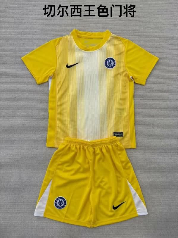 Kids Chelsea 25/26 Goalkeeper Yellow Soccer Jersey And Shorts