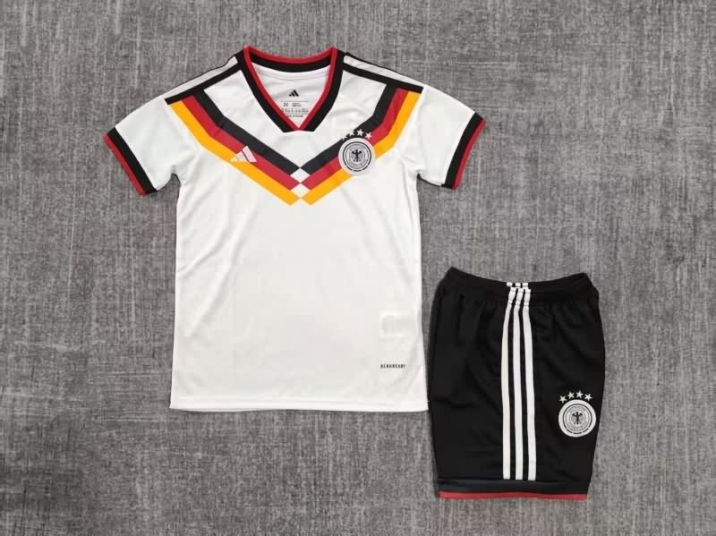 Kids Germany 2025 Home Soccer Jersey And Shorts