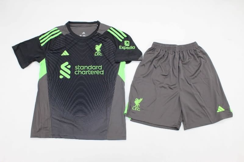 Kids Liverpool 25/26 Goalkeeper Black Soccer Jersey And Shorts Kids Liverpool 25/26 Goalkeeper Black Soccer Jersey And Shorts