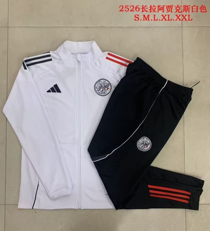 AAA Quality Ajax 25/26 White Soccer Tracksuit 02 AAA Quality Ajax 25/26 White Soccer Tracksuit 02
