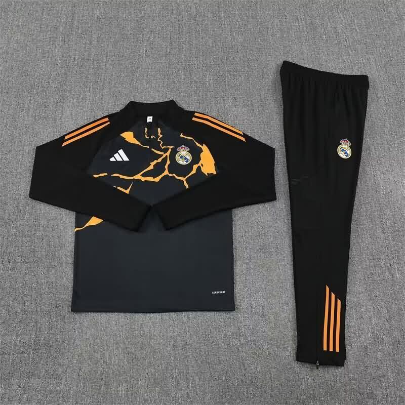 AAA Quality Real Madrid 25/26 Black Soccer Tracksuit 04 AAA Quality Real Madrid 25/26 Black Soccer Tracksuit 04