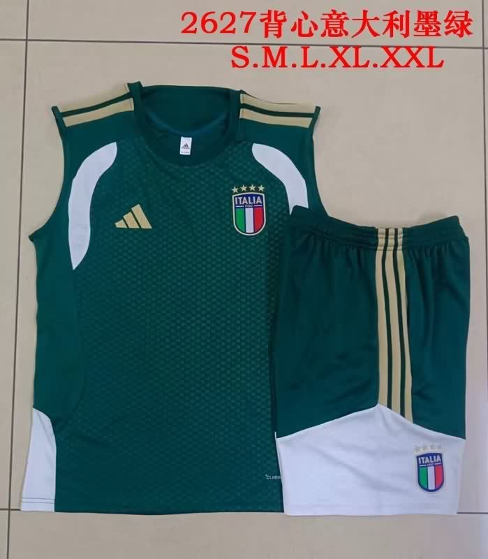 AAA Quality Italy 2026 Green Soccer Training Sets 02
