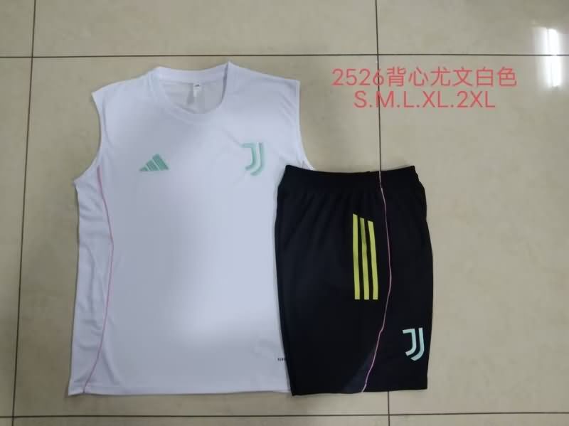 AAA Quality Juventus 25/26 White Soccer Training Sets 05