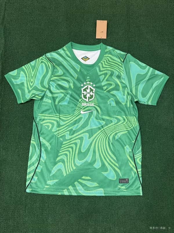 AAA Quality Brazil 2026 Goalkeeper Green Soccer Jersey 02