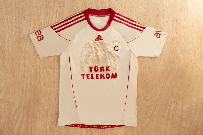 AAA Quality Galatasaray 2010/11 Away Retro Soccer Jersey