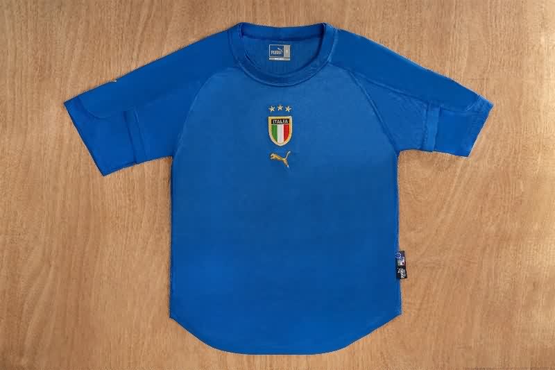 AAA Quality Italy 2004 Home Retro Soccer Jersey