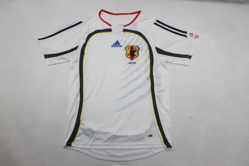 AAA Quality Japan 2006 Away Retro Soccer Jersey