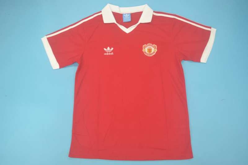 AAA Quality Manchester United 1980/82 Home Retro Soccer Jersey