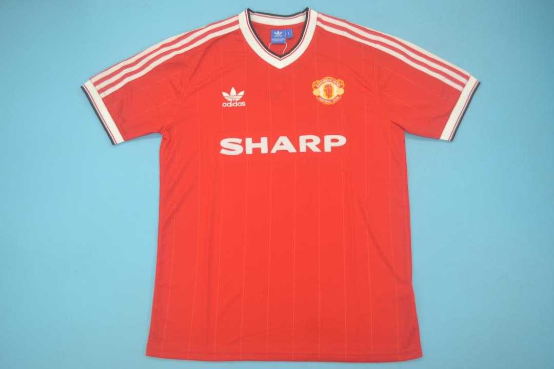 AAA Quality Manchester United 1983/84 Home Retro Soccer Jersey