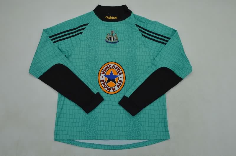 AAA Quality Newcastle United 1997/98 Goalkeeper Green Long Retro Soccer Jersey