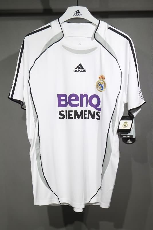 AAA Quality Real Madrid 2006/07 Home Retro Soccer Jersey (Player) AAA Quality Real Madrid 2006/07 Home Retro Soccer Jersey (Player)