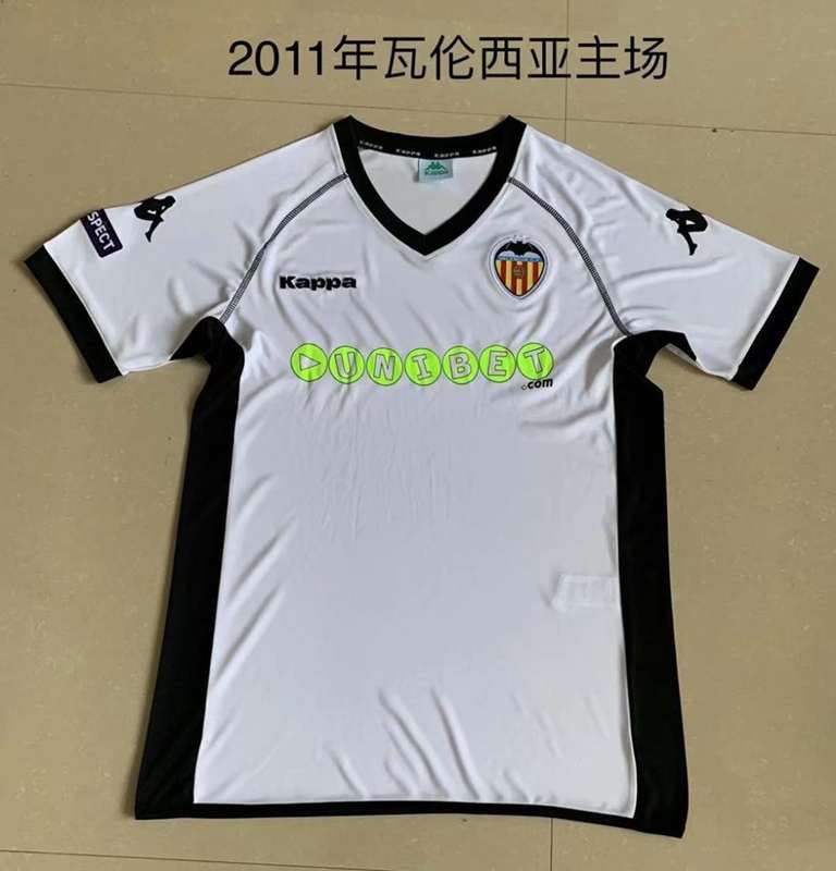 AAA Quality Valencia 2010/11 Home Retro Soccer Jersey