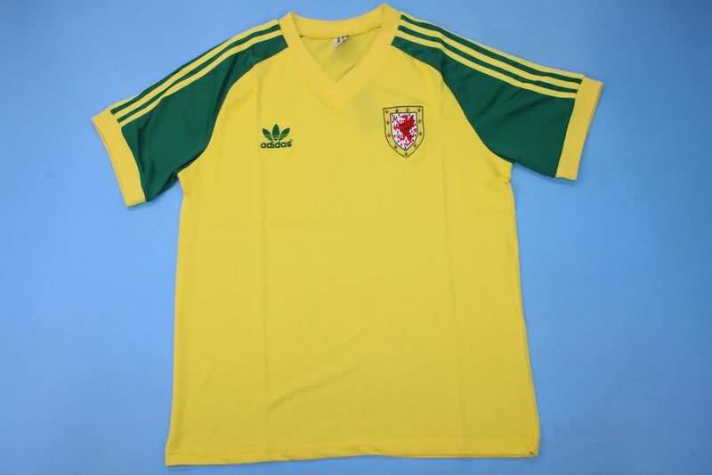 AAA Quality Wales 1982 Away Retro Soccer Jersey