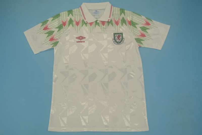 AAA Quality Wales 1990/92 Away Retro Soccer Jersey