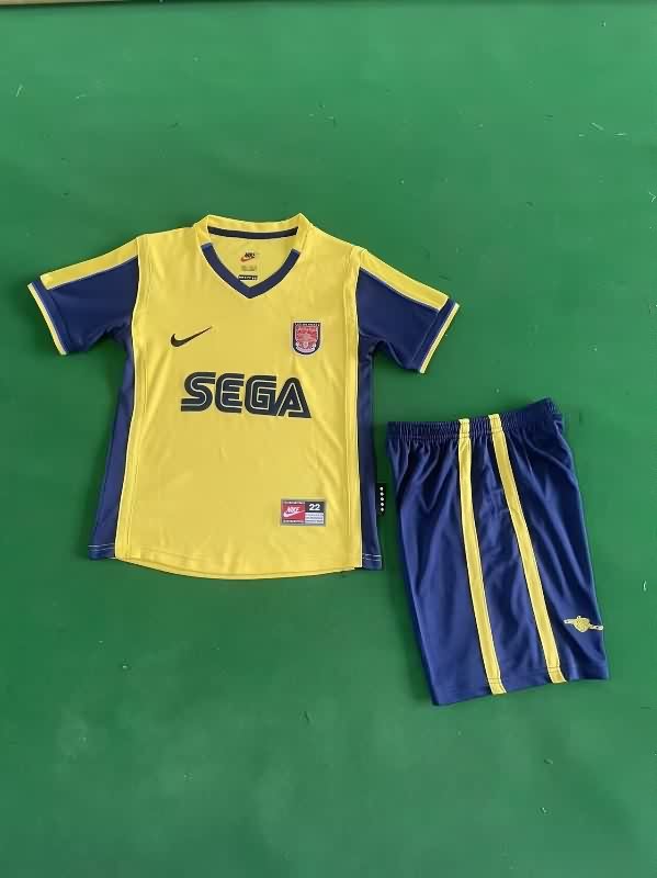 Kids Arsenal 2000/01 Away Soccer Jersey And Shorts