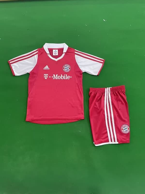 Kids Bayern Munich 2003/04 Home Soccer Jersey And Shorts